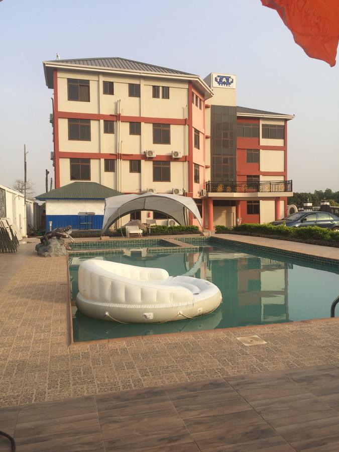 Tap Hotel Bolgatanga ภายนอก รูปภาพ