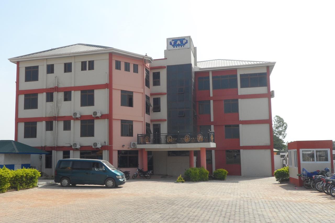 Tap Hotel Bolgatanga ภายนอก รูปภาพ